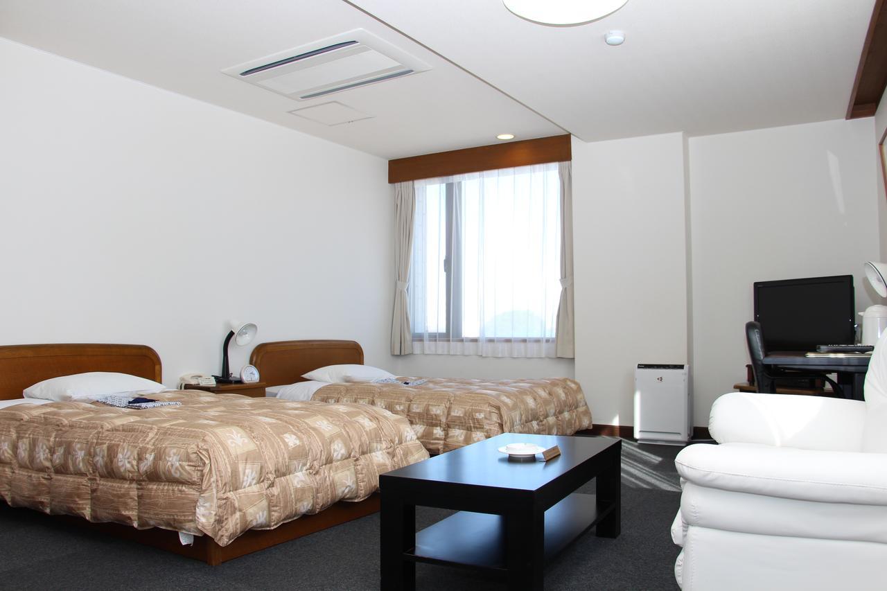 Station Hotel Шингу Екстериор снимка